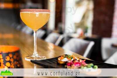 Viral All Day Cocktail Bar