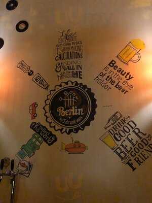 Berlin By 5 Drunk Men