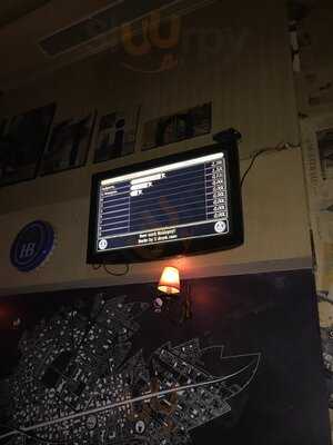 Berlin By 5 Drunk Men