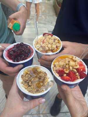 Fresko Yogurt Bar