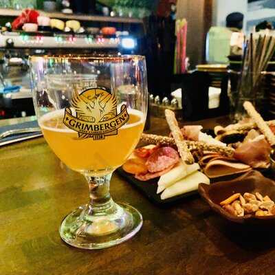 Cabrio Εστιατόριο & Μπάρ