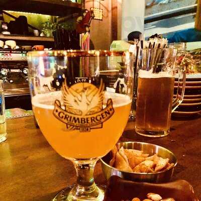 Cabrio Εστιατόριο & Μπάρ