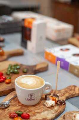 Lazaris Distillery & Artisan Sweets Brand-store