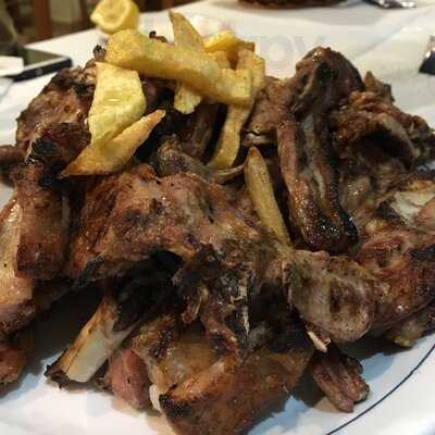 Λισγάρας Χασαποταβερνα