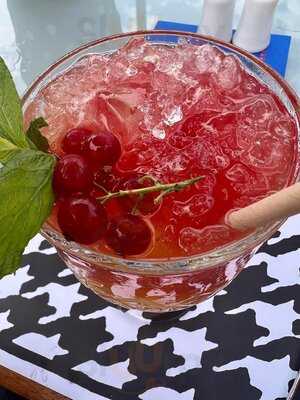 Air Lounge Bar & Restaurant