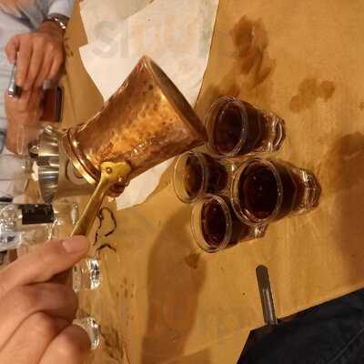 Όλα στην Κόλλα