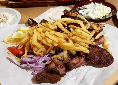 Όλα στην Κόλλα