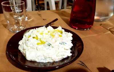 Όλα στην Κόλλα