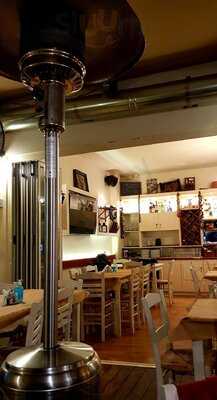 Όλα στην Κόλλα