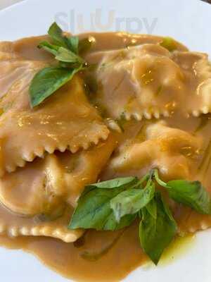 Salto Wine Bar - Bistro