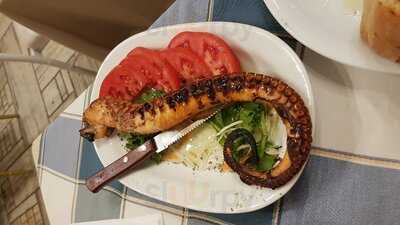 Μεζεδοπωλείο Ελληνικόν