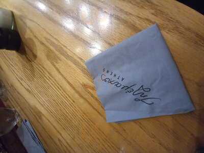 Τηλέμαχος Αθήνα - Βραβευμένο Wine & Meat Restaurant