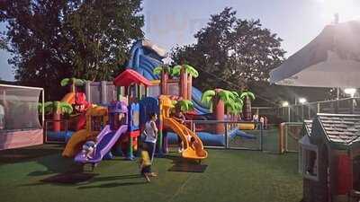 Γεύομαι Μαγεύομαι