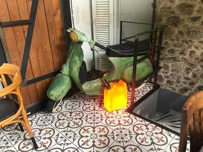 Favela All Day Bar Restaurant