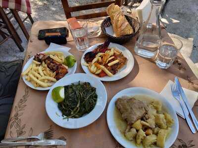 Tαβέρνα Σπυρος - Αντώνης