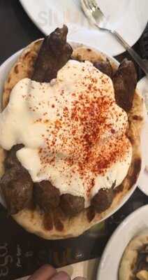 Ταβέρνα Μπαϊρακτάρης σταθμός