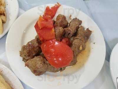 Ταβέρνα Μπαϊρακτάρης σταθμός