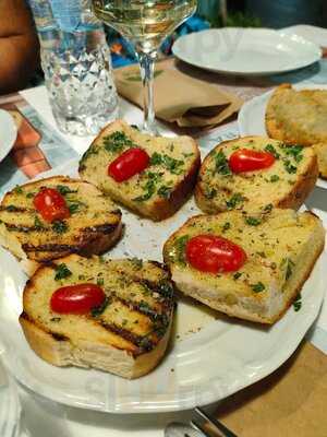 Aeras Cafe / Snak Restaurant