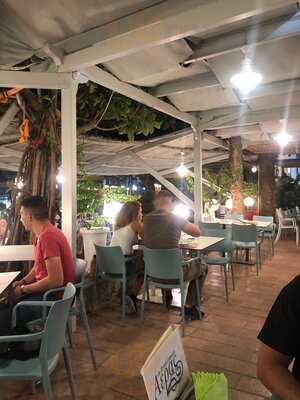 Aeras Cafe / Snak Restaurant