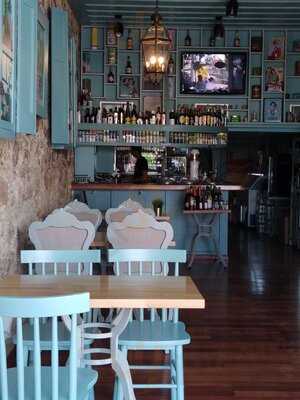 Aeras Cafe / Snak Restaurant