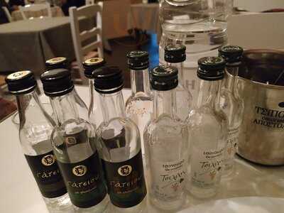 Τσιπουρομανια