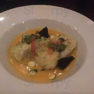 Το Θείο Τραγί