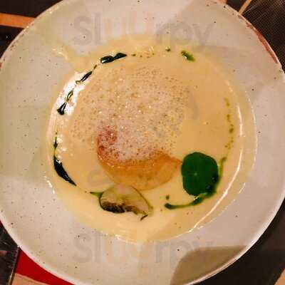 Το Θείο Τραγί