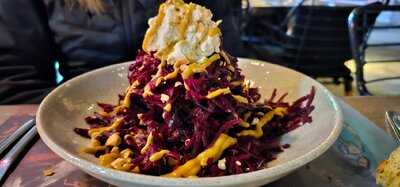 Μ8 . Κολωνάκι