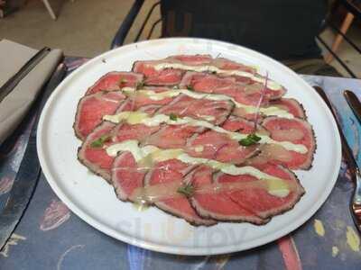 Μ8 . Κολωνάκι