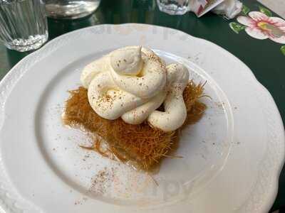 Τα Σερμπέτια στου Ψυρρή