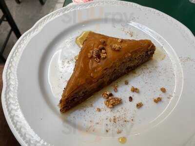 Τα Σερμπέτια στου Ψυρρή