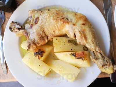 Ταβέρνα Λευκά