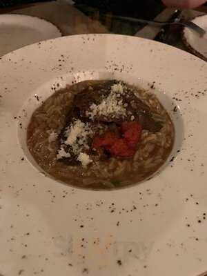 Φάρμα Μπράλου