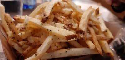 Φάρμα Μπράλου