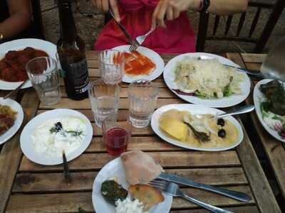 Το Καφενείον