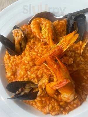 Δωρα Ψαροταβερνα