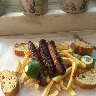 Ταβέρνα Αγρίνιο - Η Γωνιά του Μπάμπη