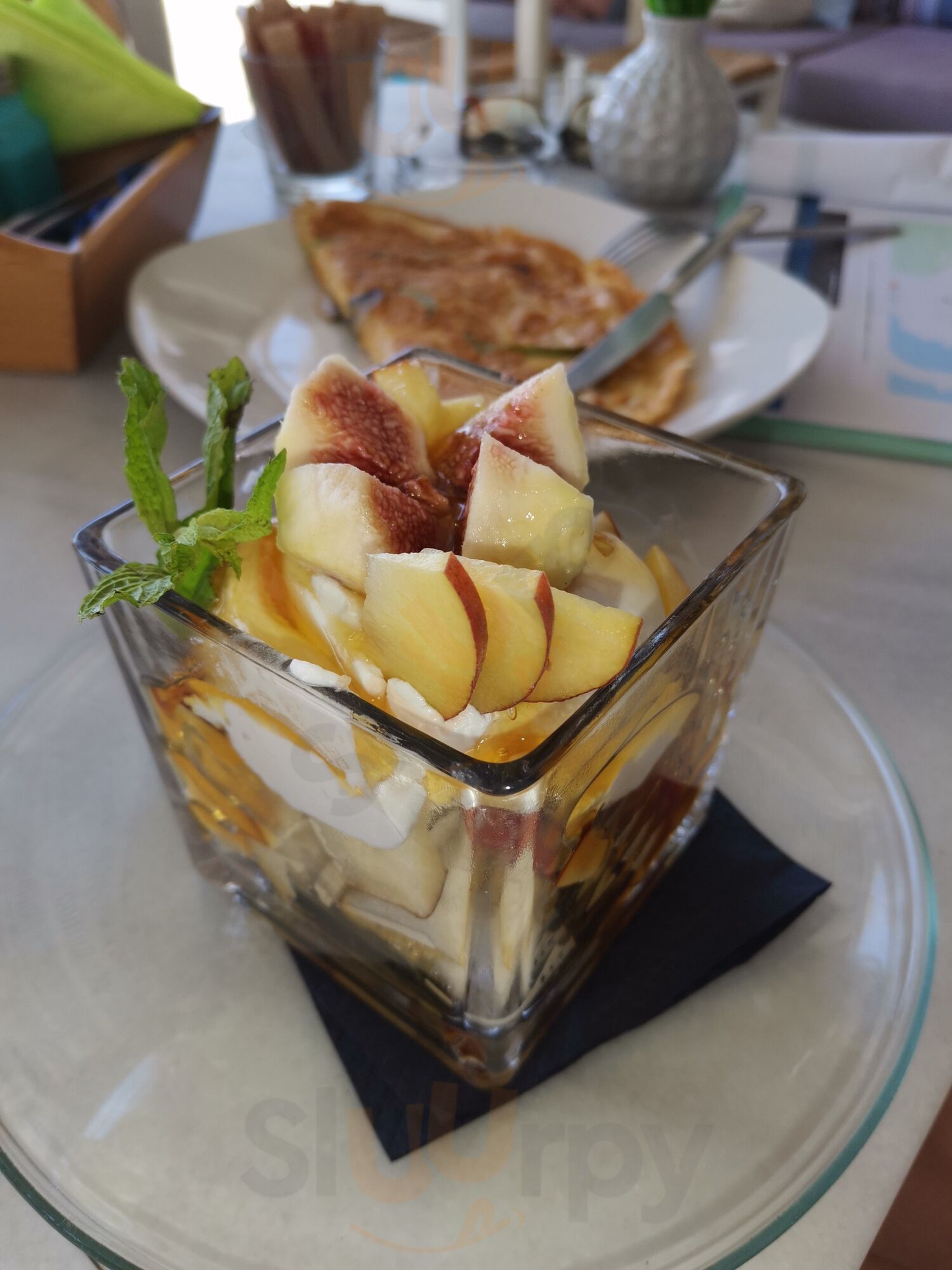 Yialou Beach Bar - Restaurant