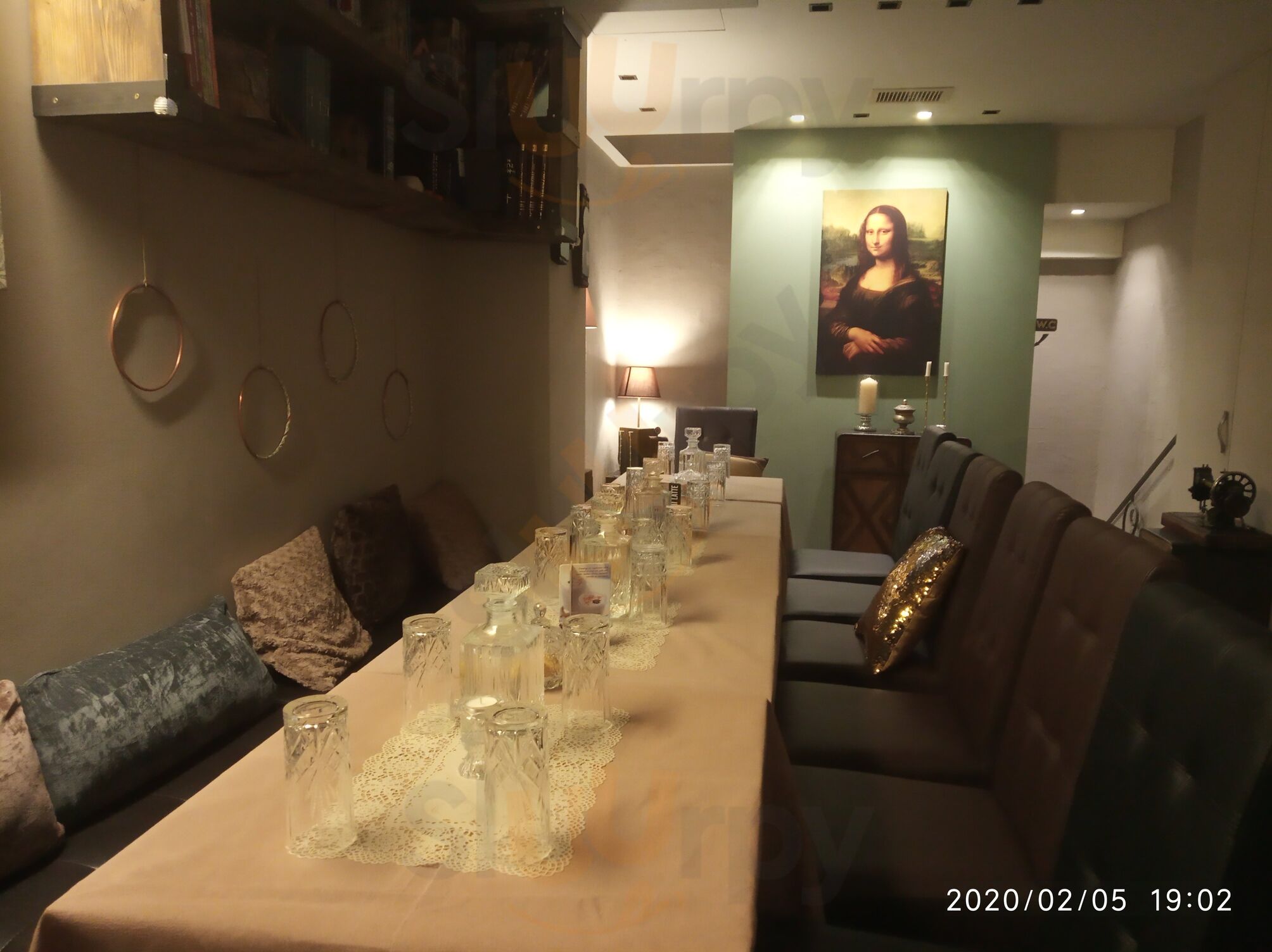 Inversion Café Bistro