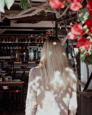 Κόκκαλο Φαγoποτείον