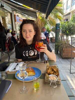 Harvest Coffee & Wine