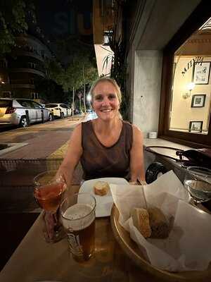 Το Καφενειο