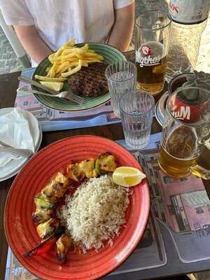 Αντίκα καφέ μεζεδοπωλείο