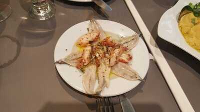 Ψαροταβέρνα Η Τρατα