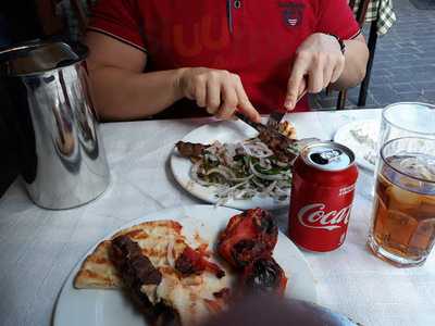 Μισό Πιθάρι