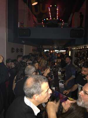 Saltimbancos Boutique Cafe Bar