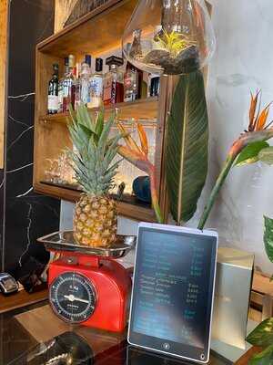 Bollard Coffee & Food