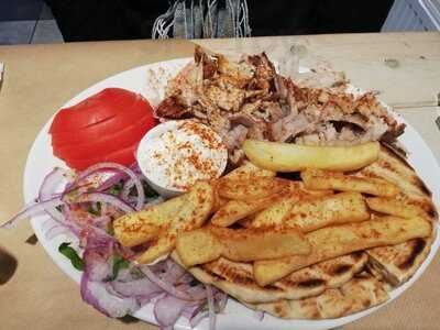 Τσαντάκιας