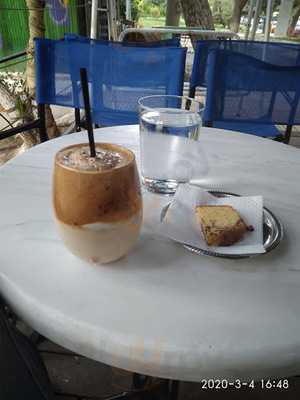 Ρεμπέτικα Iζω