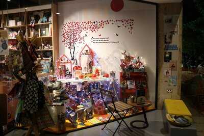 Books & Beans Playground And Coffee